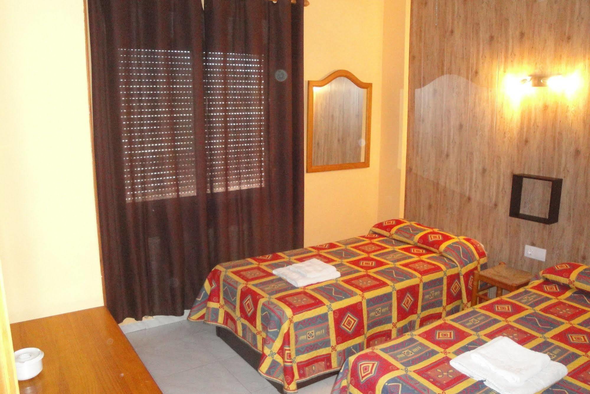 Hostal Cristina Denia Zewnętrze zdjęcie