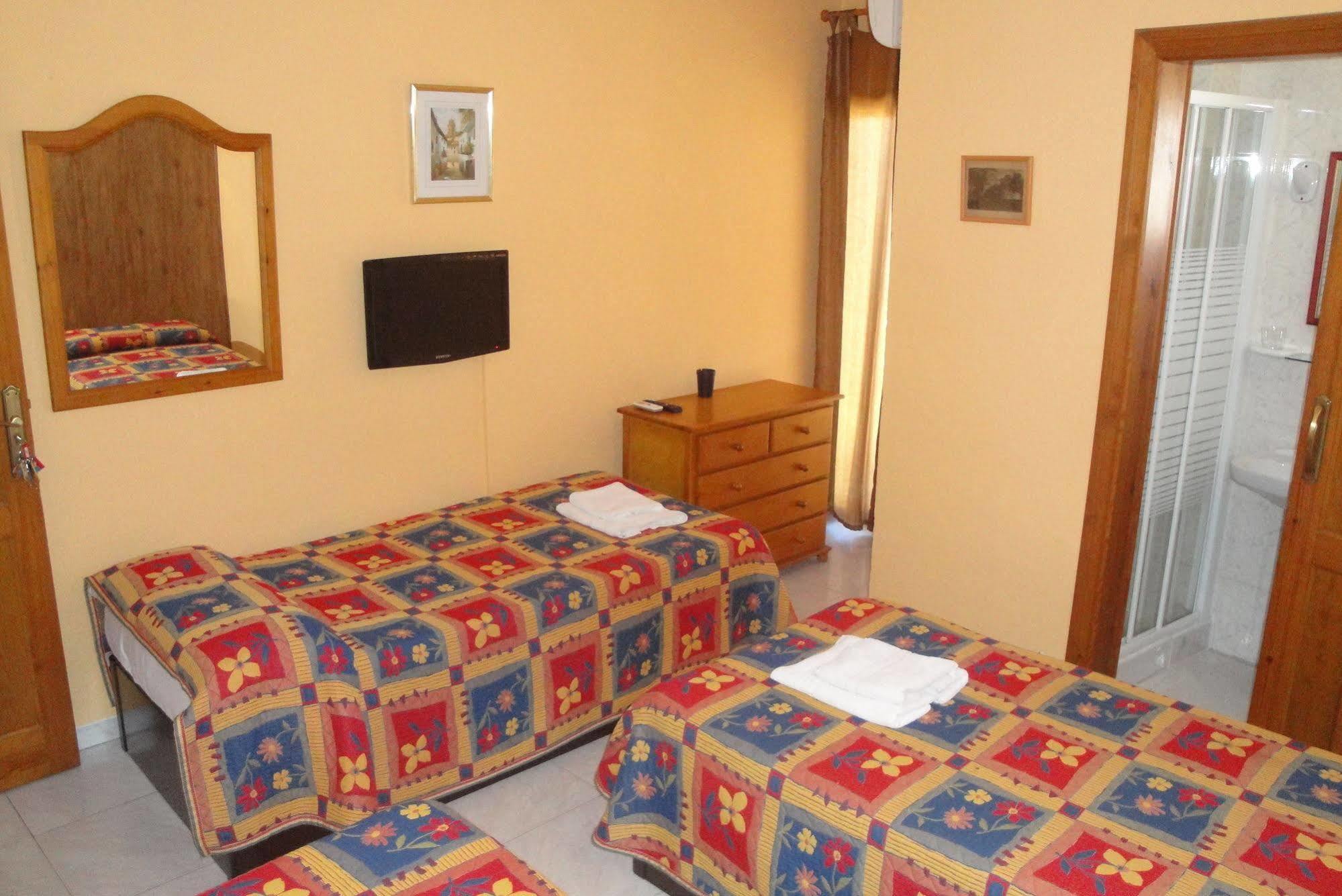 Hostal Cristina Denia Zewnętrze zdjęcie